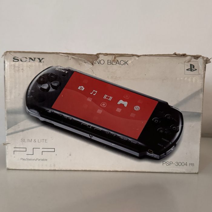 Продам прошитую PSP 3000