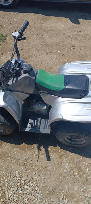 Vând ATV in 4 timpi