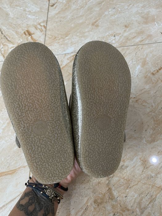 детски обувки zara