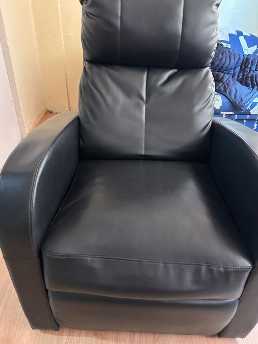 Scaun cu recliner cu incalzire si masaj