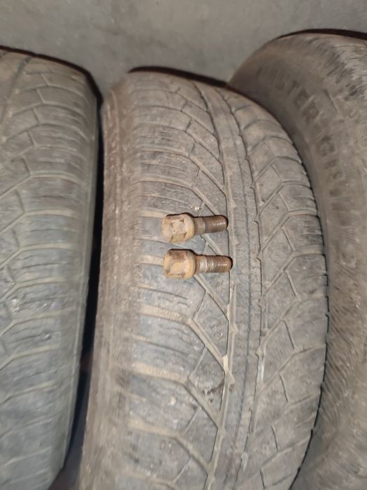 Метални джанти-4х108-15.Подходящи за Пежо и Ситроен.