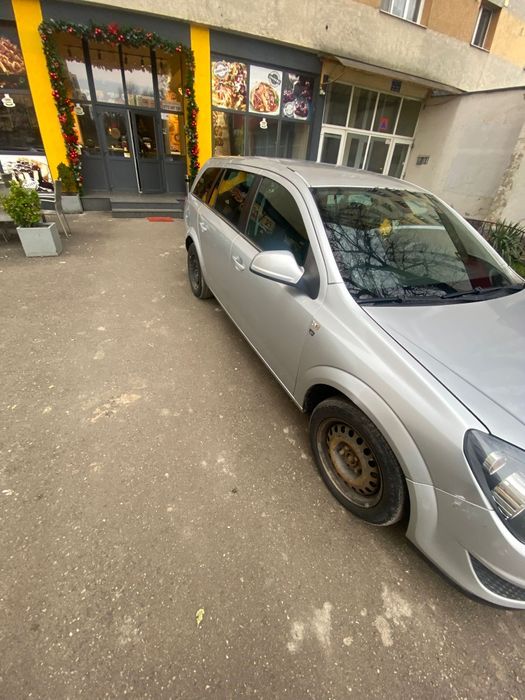De vanzare Opel Astra 2010