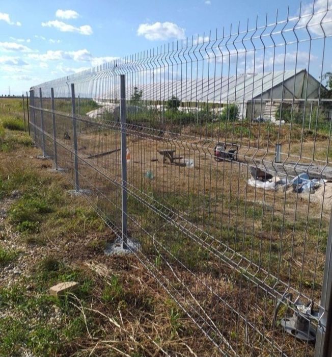 Meșter la garduri cu experiență în domeniul de peste 15 ani în constru