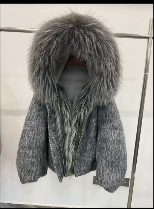 Продам новое пальто-пуховик!