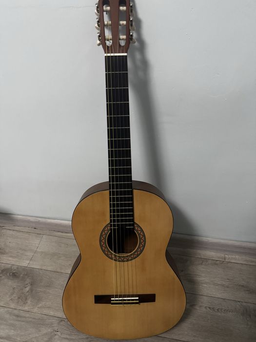 Гитара ямаха с40