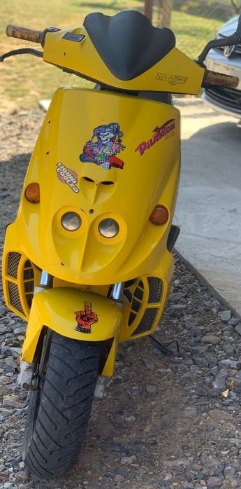 Vând scuter malaguti f12