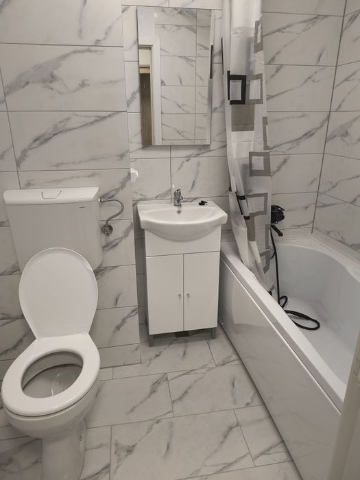 Închiriez: garsoniera confort 1  disponibila de la 1 februarie