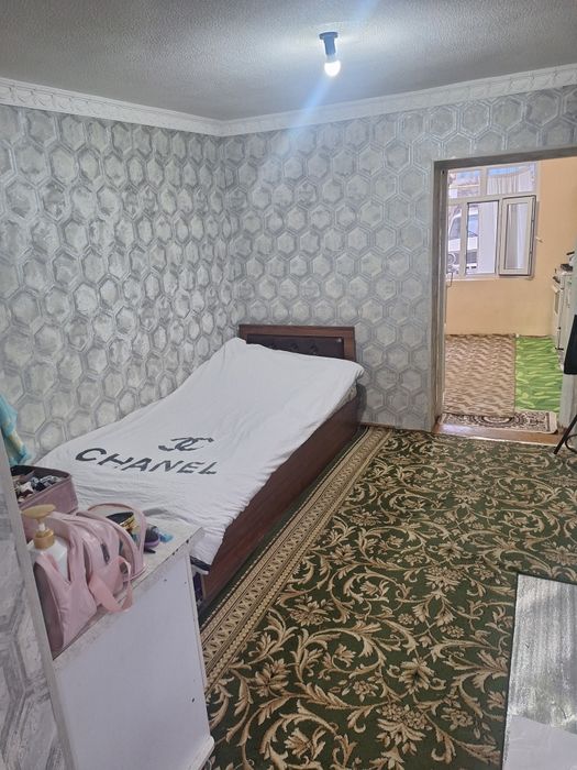 Янгийўлда 3сотиқ ховли сотилади