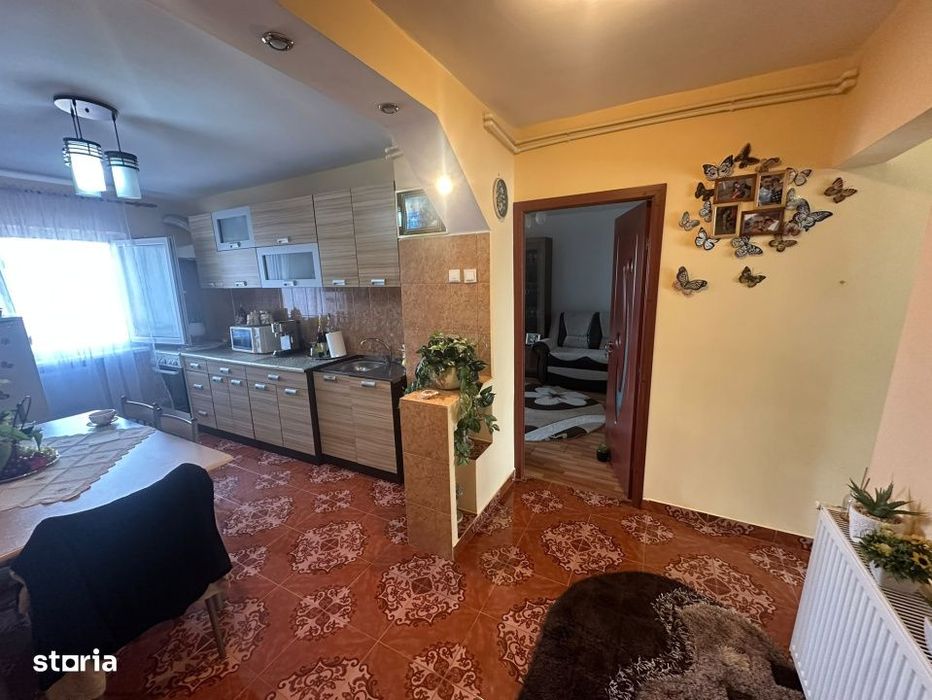 Apartament 3 camere, 65,60 mp, zona Bailesti