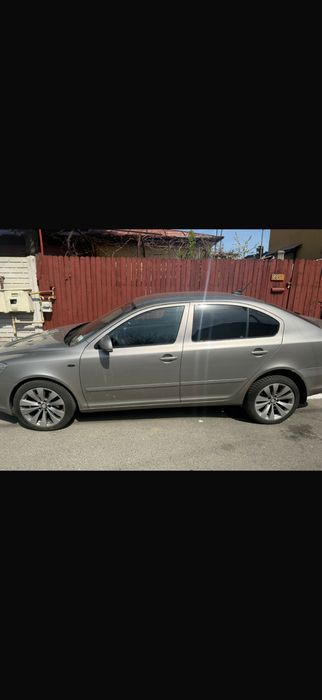 Vand Skoda Octavia 2 Facelift Laurin&Klement // 1.9 TDI masina personala 2009 luna 7 // 284.xxx KM masina intretinuta cu revizii si schimburi facute