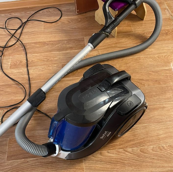 Пылесос Tefal (тефаль) в хорошем состяний