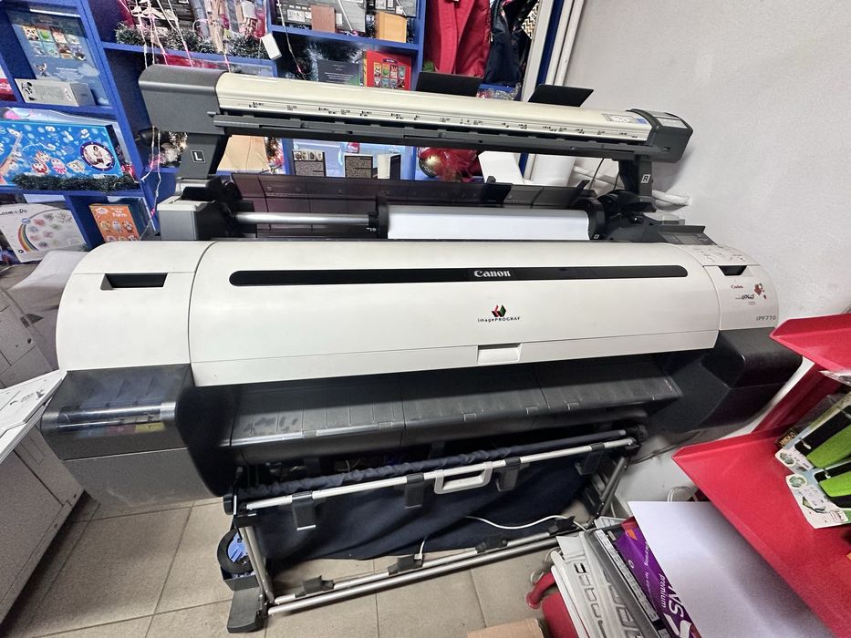 Продавам Canon imagePROGRAF iPF770