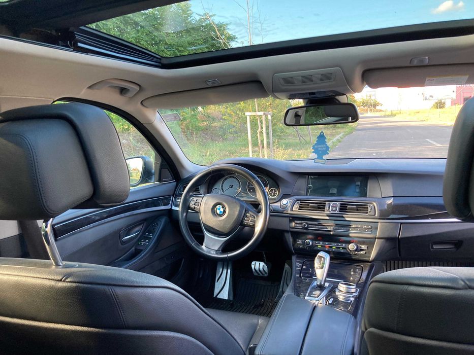 BMW 5 Series 2011 — imagine 4