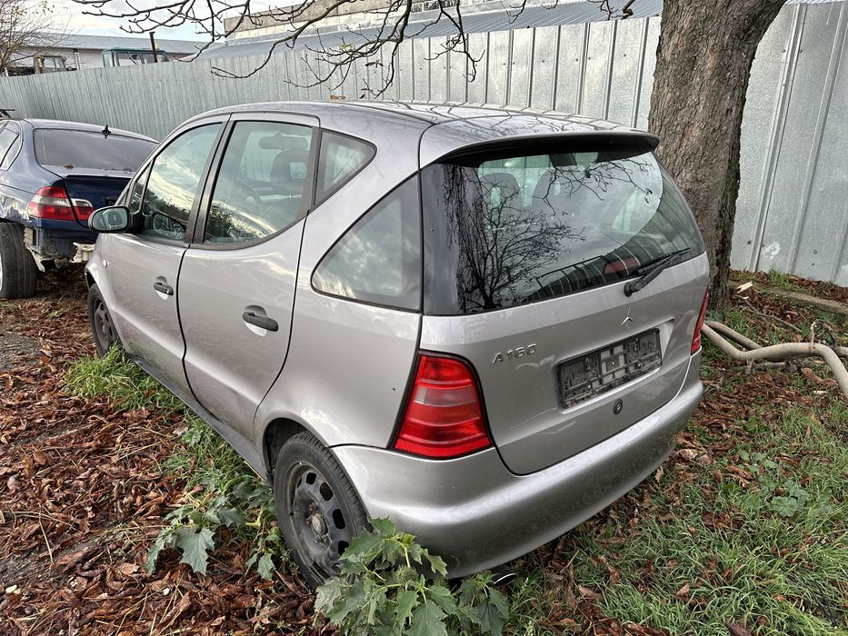Mercedes A160 на части