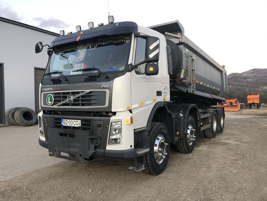Volvo  FM  8 X 4