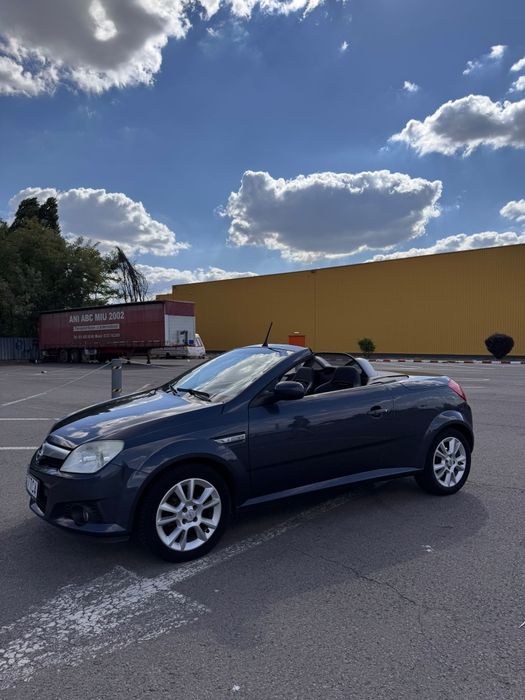 Vând Opel Tigra Twintoop Decapotabila