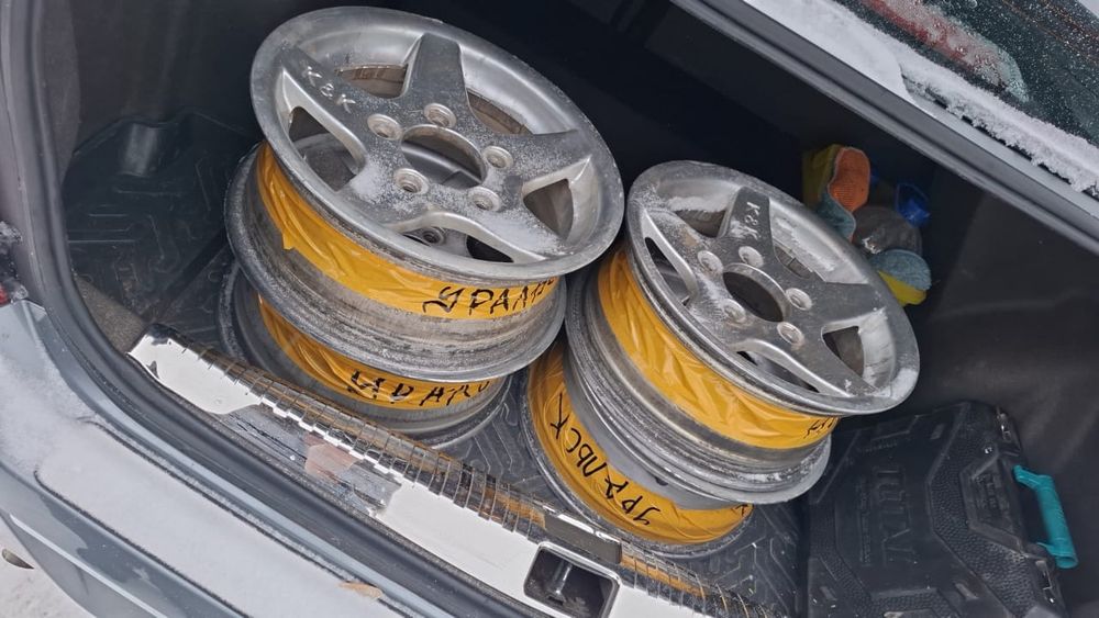 Диски титановые ,