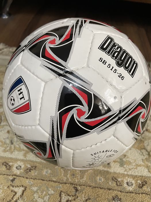 Футбольный мяч