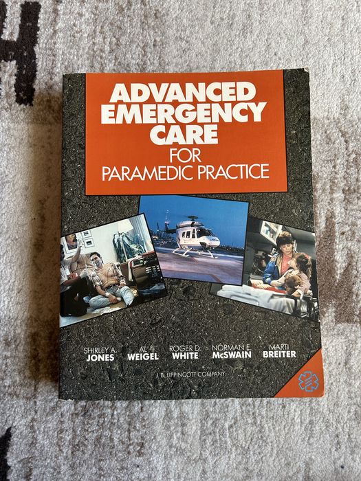 Manual Medicina de Urgenta Paramedici: Advanced Emergency Care (J. B. Lippincott)