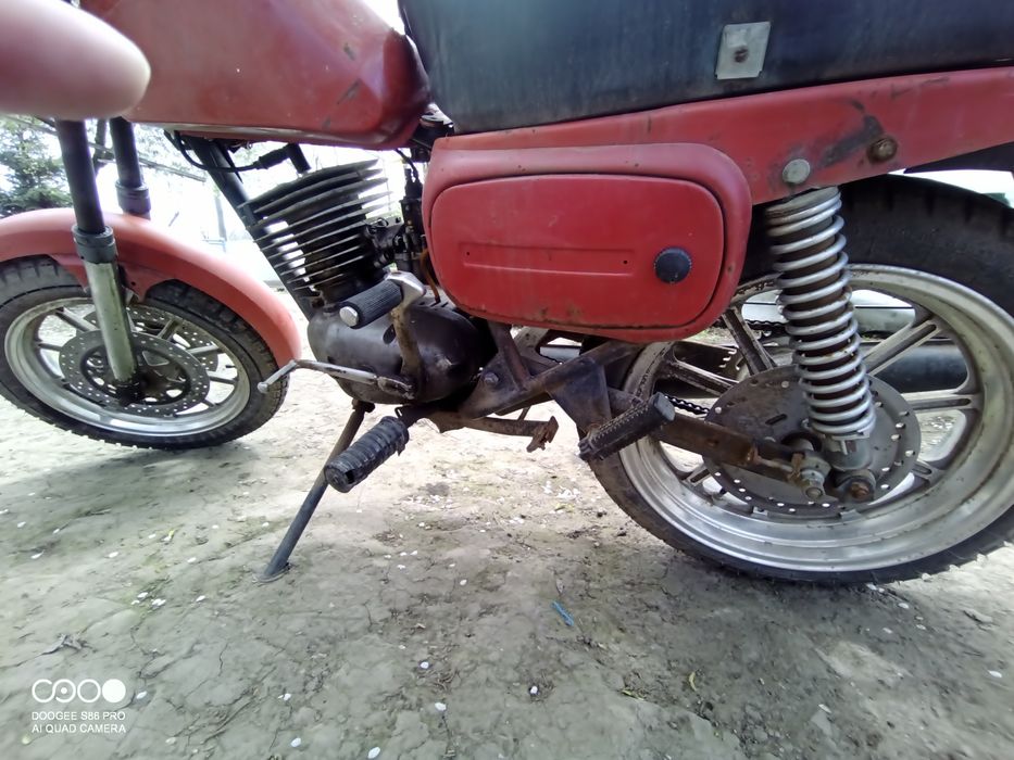 Voshod sport 175cc,15 cai vind sau schimb cu bicicleta electrica