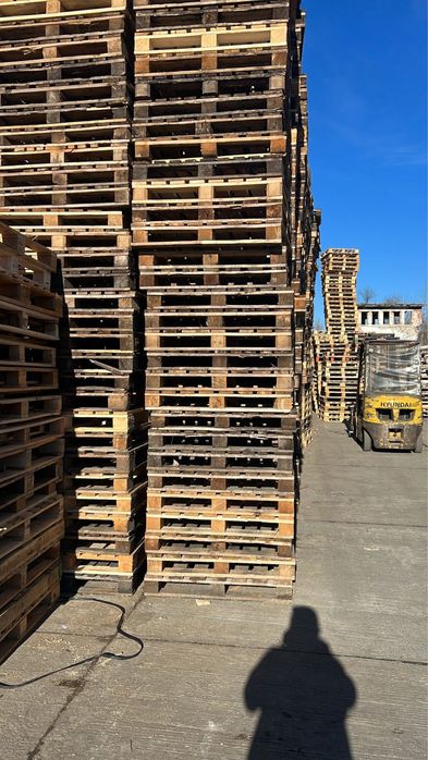 Vând paleți Non-Euro și industriali – 1000x1000 / 1200x1000