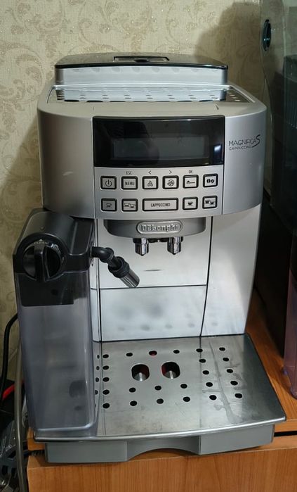 Автоматическая Кофемашина Delonghi