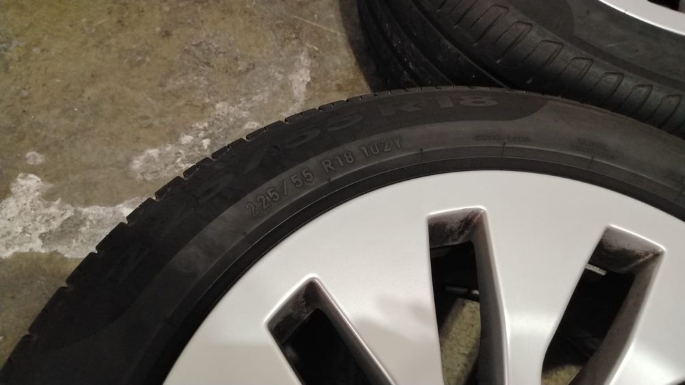Set 4 jante aliaj prindere 5x112 pe 18 inchi et 26 cu anvelope vara 225/55/18 Pirelli audi vw Skoda Seat MG BMW Mercedes