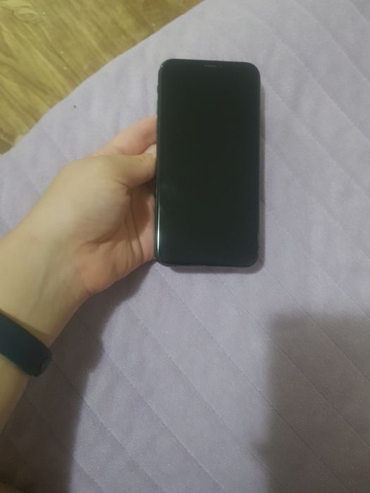 Айфон xs продается