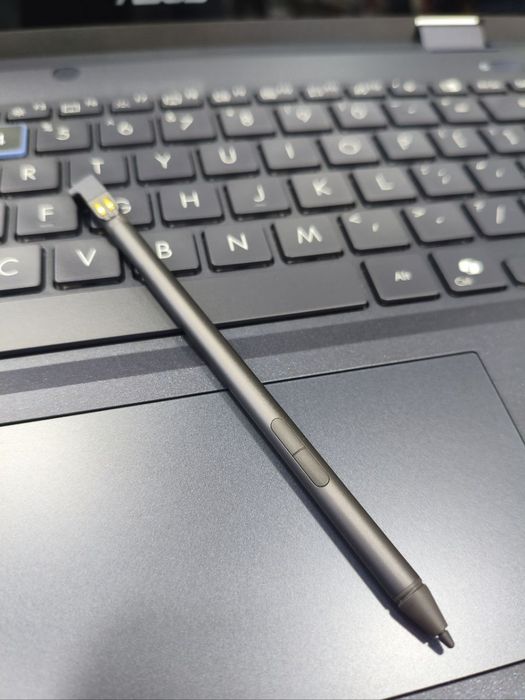 Ноутбук Noutbuk Asus ExpertBook B3 Flip core i7-13 16GB 512SSD