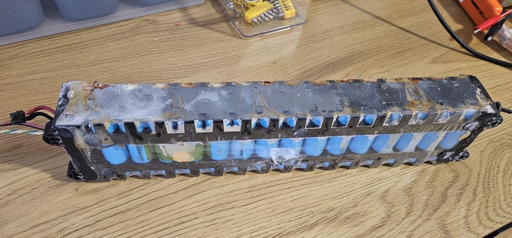 Reparații și Recondiționare Baterii: Trotinete, Scule, Biciclete