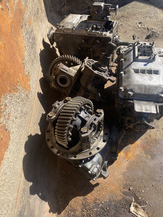 Редуктора на камаз 49 зубьев евро и простые , коробки 152 простой .