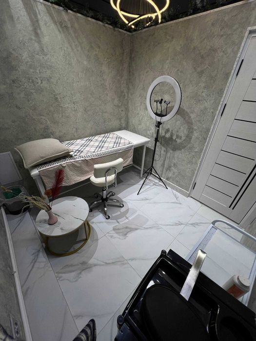 В новый салон красоты требуются квалифицированные мастера