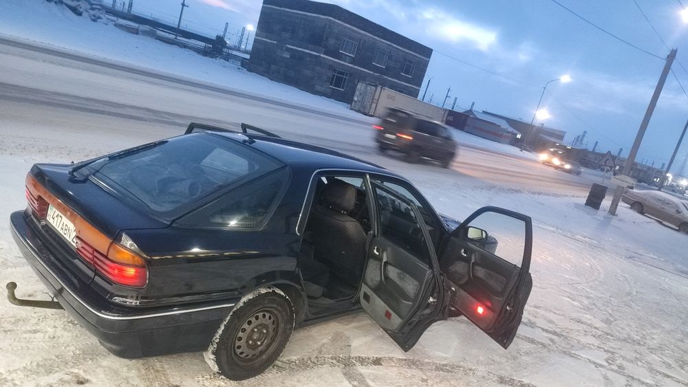 Митсубиси галант 33