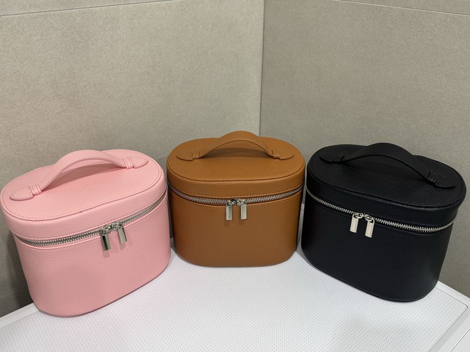 Косметические сумочки