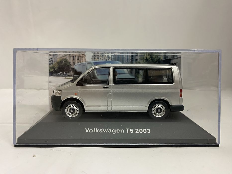 VOLKSWAGEN T5 an 2003 machetă auto scara 1:43 (11 cm) IXO/Altaya