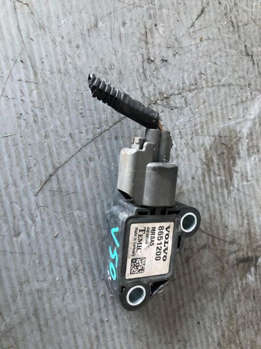 senzor impact volvo v50
