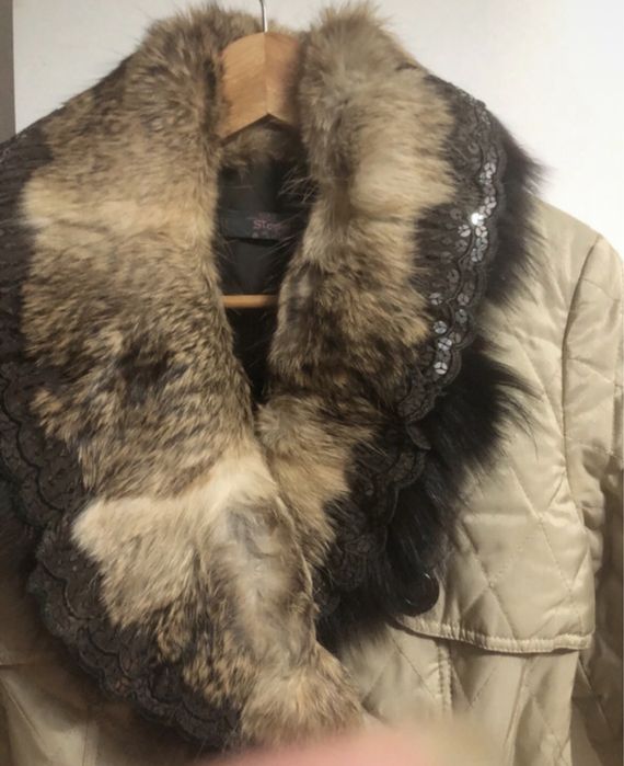 Geaca lung  cu blana