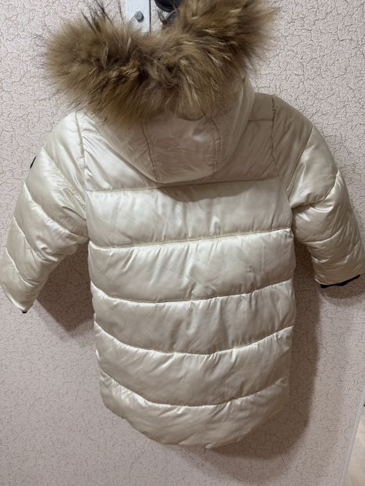 Куртка десткая на девочку