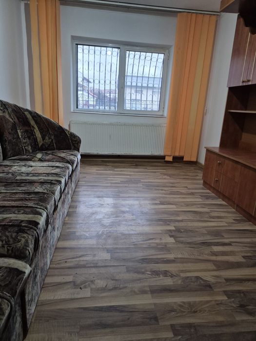 Apartament De Inchiriat