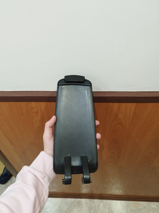 Подлакътник за audi a4 b7