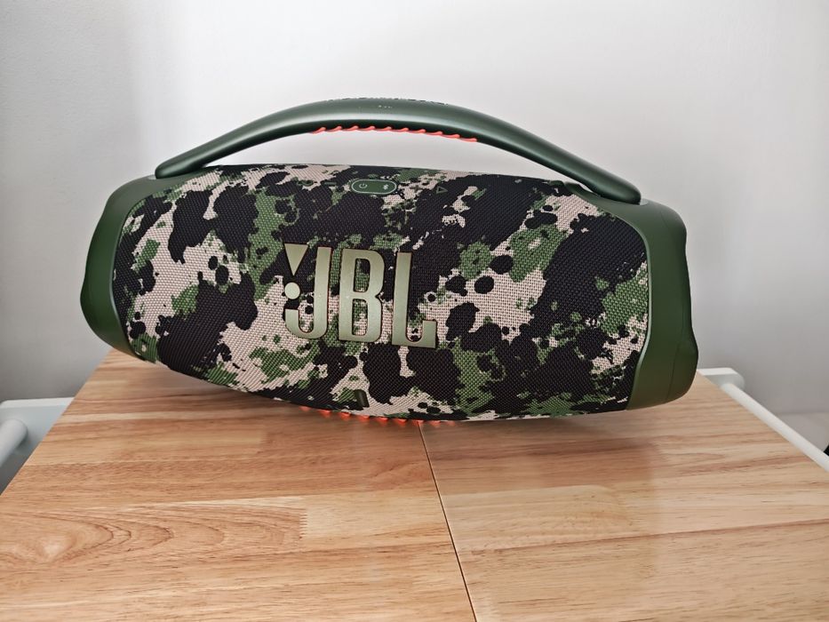 Boxa JBL BOOMBOX 3 Originala, stare f buna, 180W RMS