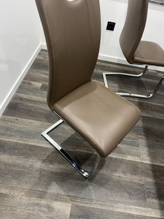 Masa alba placata cu sticla 160/90+4scaune