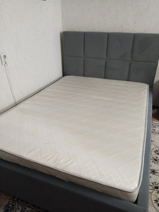 Продам кровать двухспальная