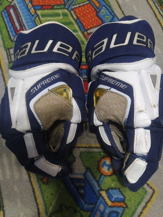 Продам краги и щитки хоккейные