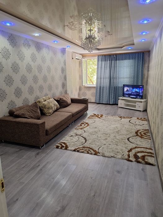 Суточные квартиры  Нурсат 1ком каспий ред бар