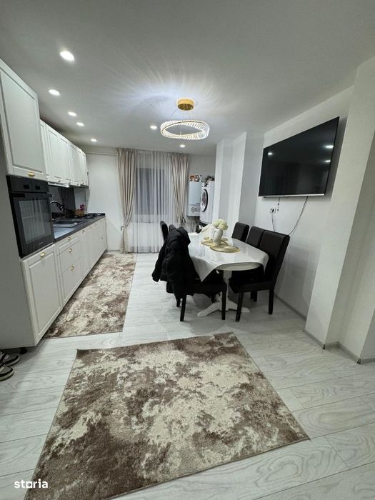 Vand Apartament Decomandat Etaj 1 Bistrita Lac {stra nufarului }