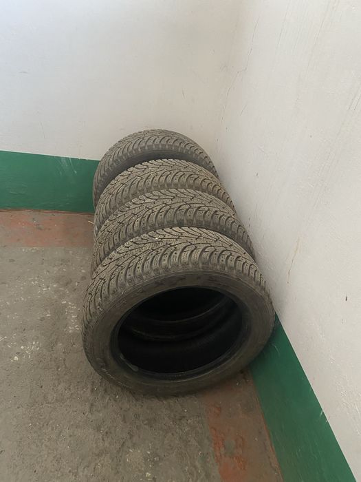 Продам шины в хорошем состояние