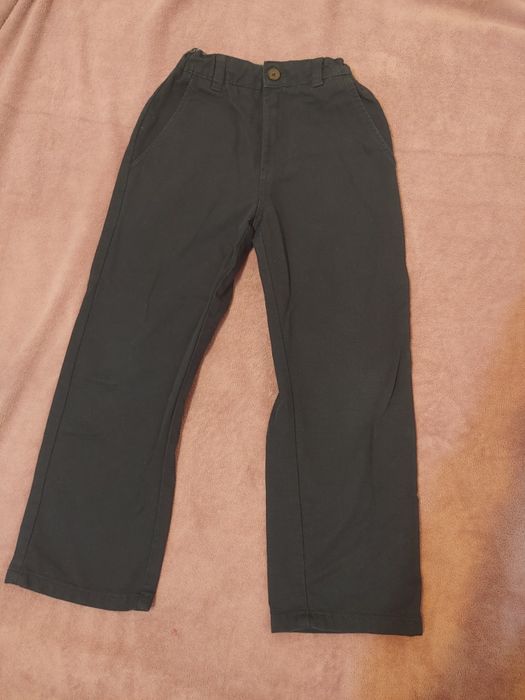 Pantaloni pentru scoala - varsta 7 ani