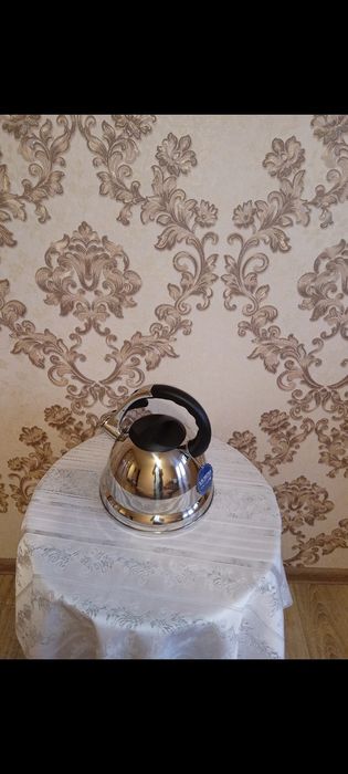 Чайник,новый,со свистком.