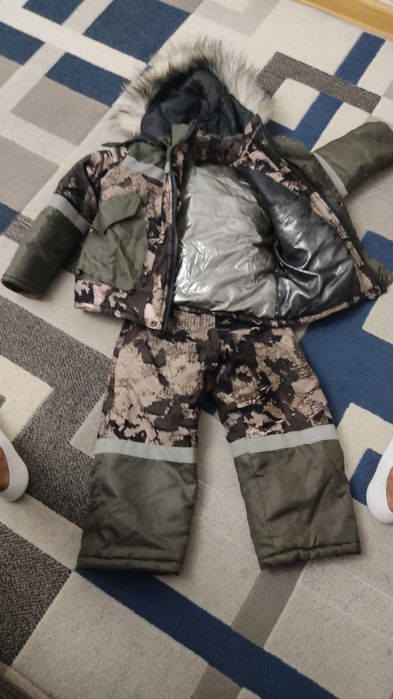 Детская куртка и комбинезон